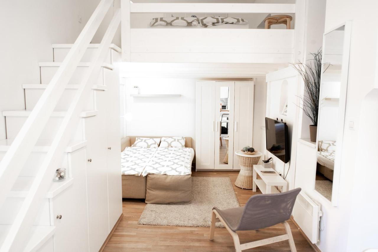 N28 Studio Apartment In Andrassy Boulevard. Budapest Luaran gambar